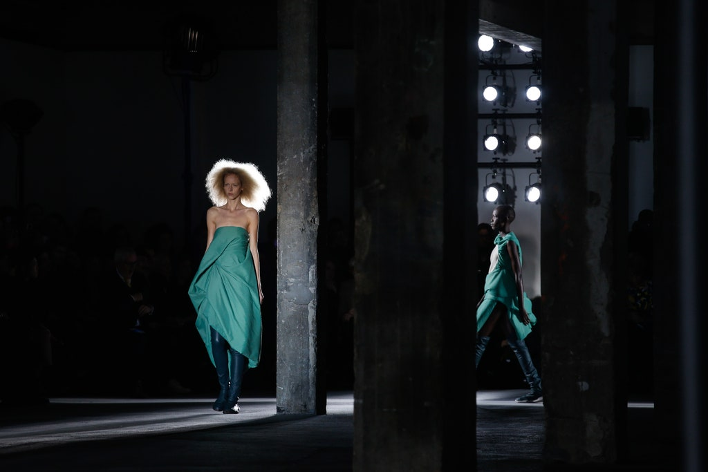 Genesis 01 family resemblance contamination example